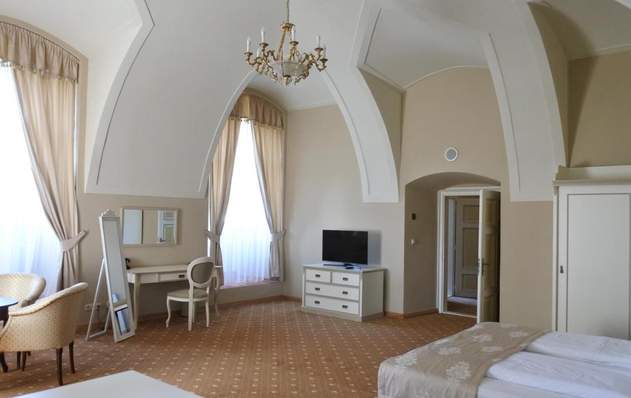 Hotel Gino Park Palace Považská Bystrica 외부 사진