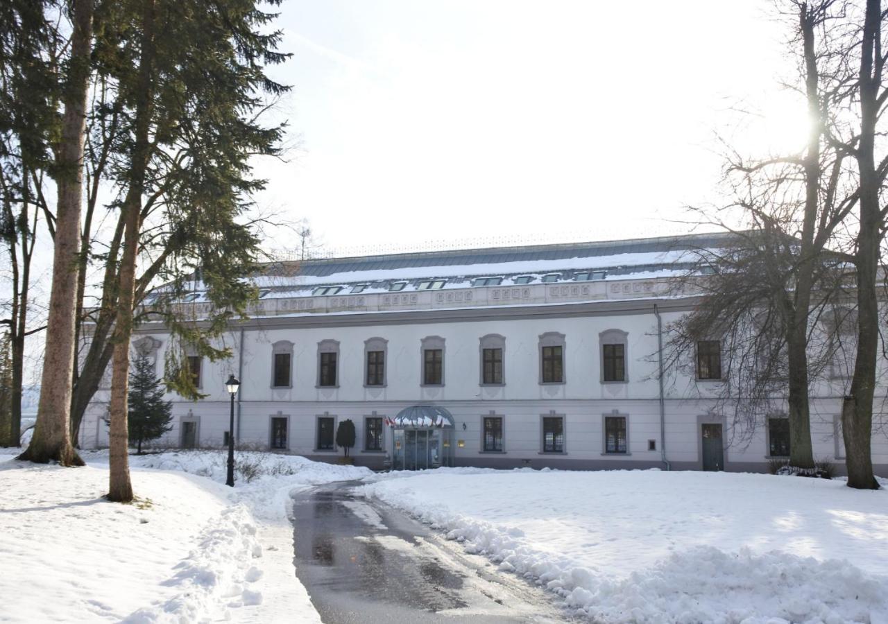 Hotel Gino Park Palace Považská Bystrica 외부 사진
