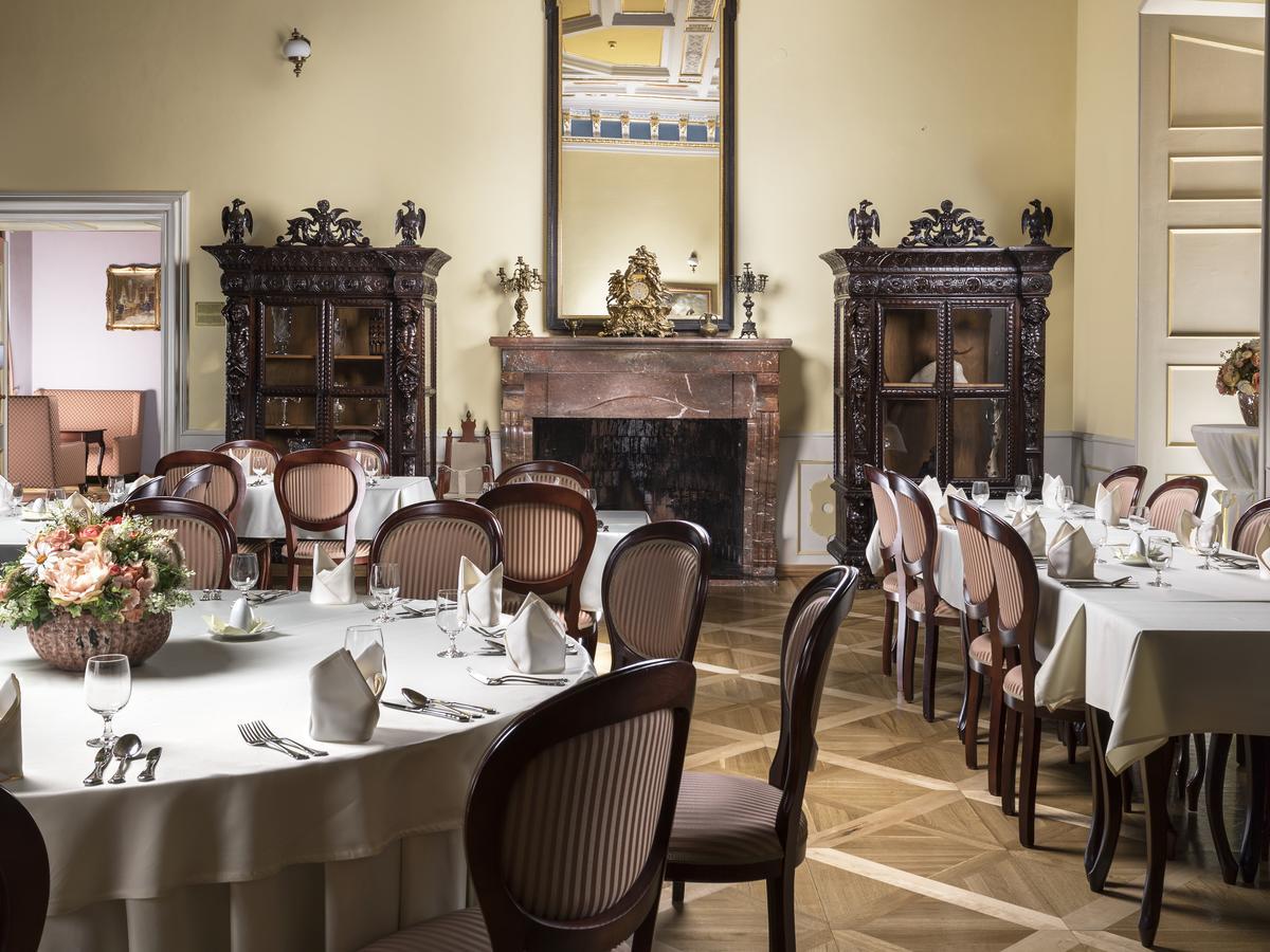 Hotel Gino Park Palace Považská Bystrica 외부 사진